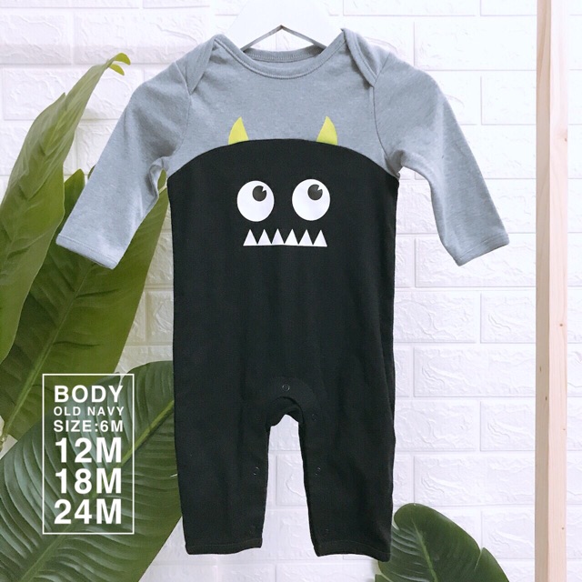 Body sleep suit old navy - body liền tất ( 6m) yêu quoái