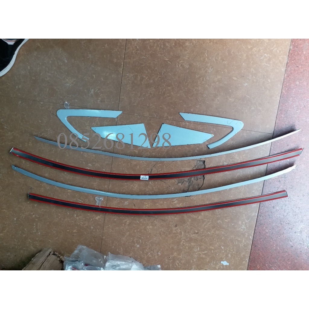 Bộ ốp nẹp viền cong kính Inox xe Nissan Almera đời mới 2021