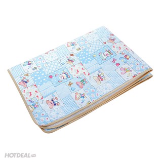 Tấm Lót Chống Thấm 50 x 70cm Có Lỗ Thông Hơi Cho Bé