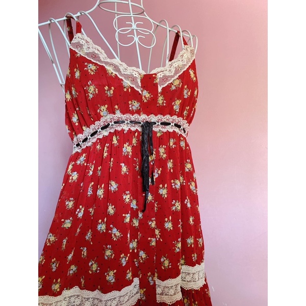 Đầm lolita hoa nhí phong cách vintage mori girl