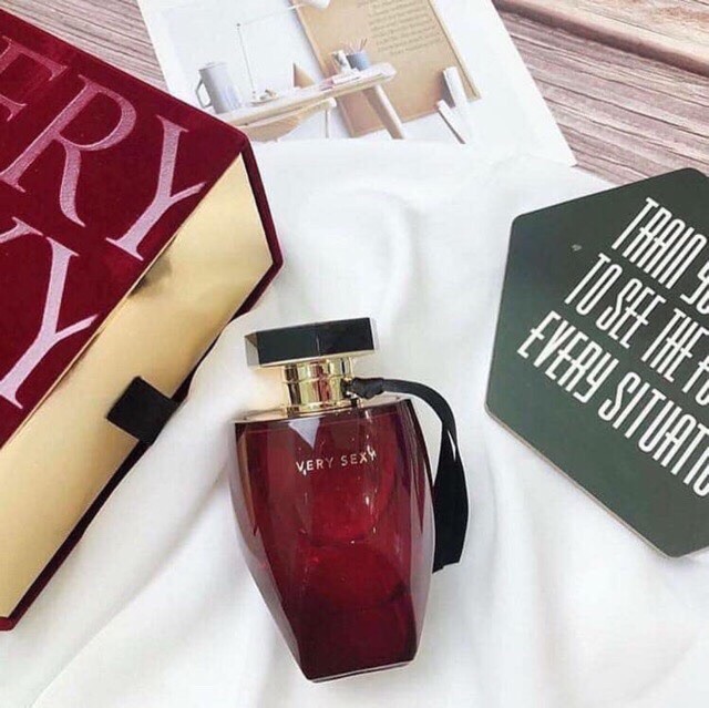 Nước hoa Victoria very sexy edp 50ml full seal như hình