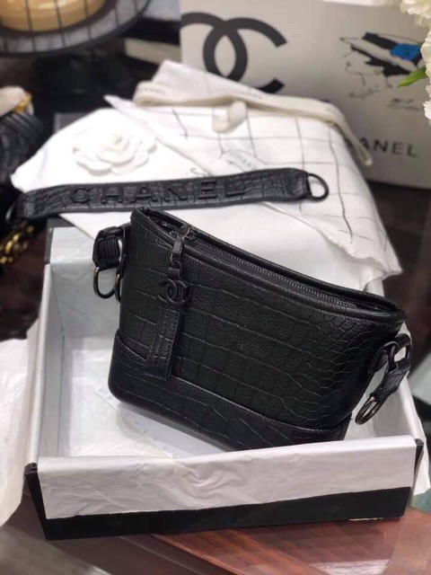 Túi da rắn full đen size 22 chất đẹp(ảnh thật) | BigBuy360 - bigbuy360.vn