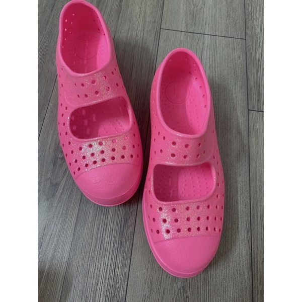 Giày Nativ.e hoạ tiết siêu xinh