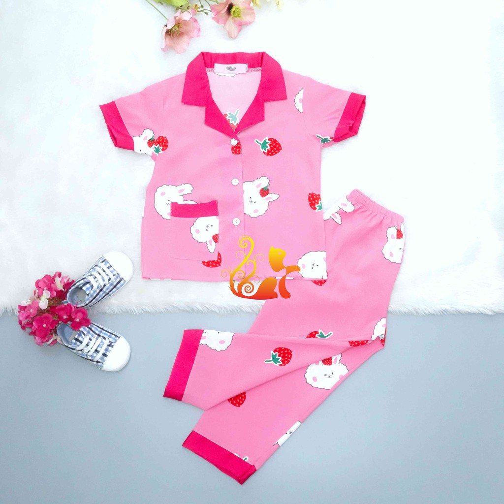 Đồ Bộ Pijama Satin Lụa Hàn &quot;Thỏ dâu đỏ&quot; Phối Cổ Trơn Quần Dài Cho Bé - Từ 12kg - 42kg.