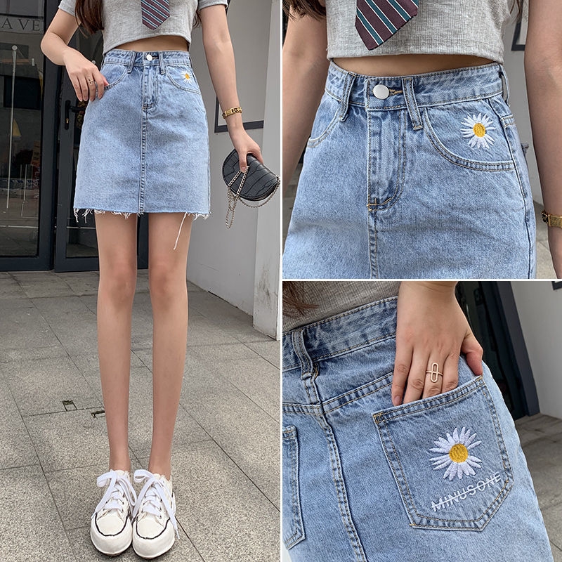 Chân Váy Denim Chữ A Lưng Cao Thêu Hoa Cúc Xinh Xắn Thời Trang Mùa Hè | BigBuy360 - bigbuy360.vn