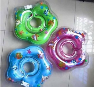 PHAO ĐỠ CỔ CHO BÉ