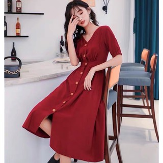 Đầm midi váy đỏ cổ V nút trước form dài, váy noel, váy tết xuongvnxk vnxk (kèm hình thật)