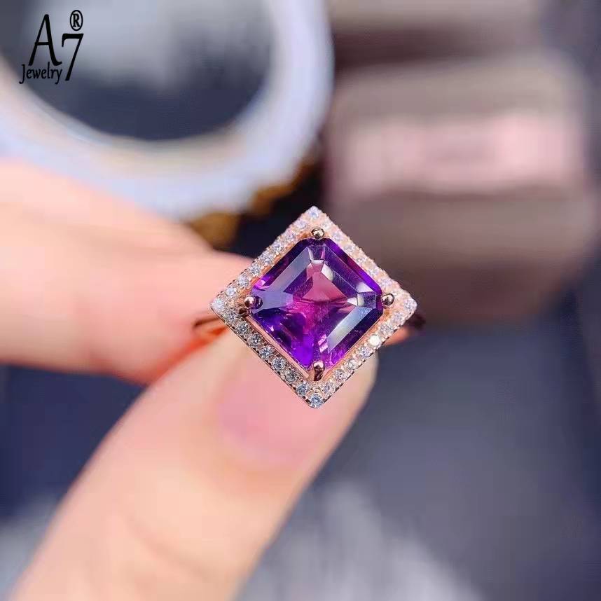 Nhẫn Hở Đính Đá Vuông Màu Vàng Hồng A7 18K