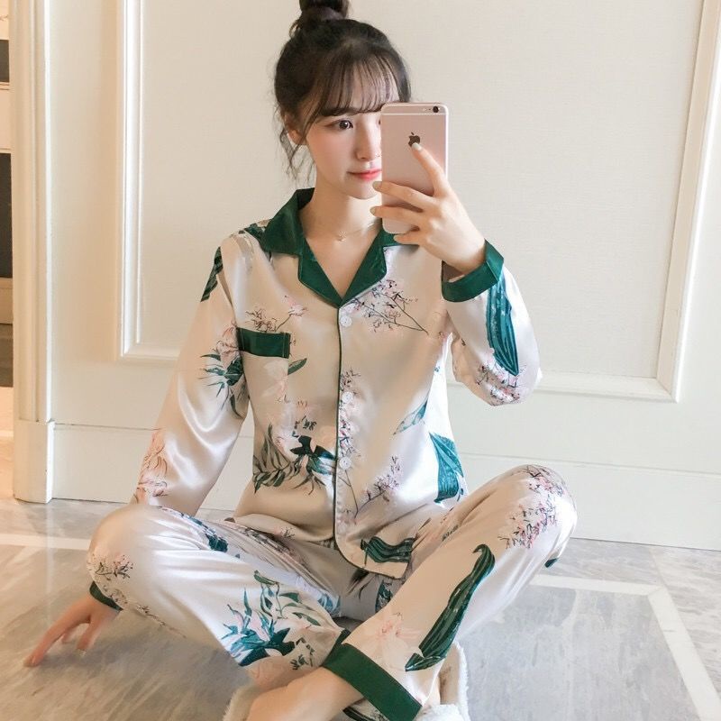 Bộ quần áo ngủ tay dài vải lụa mát thời trang xuân thu quyến rũ cho nữ