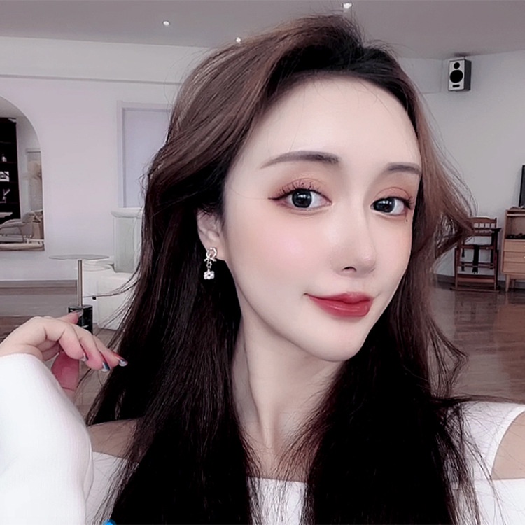 Khuyên tai kẹp không bấm lỗ chốt cố định K039 bằng hợp kim mạ vàng hình khối đính đá và hạt trai dáng midi Leous