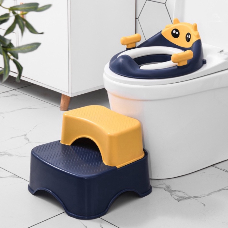 Bệ, nắp thu nhỏ bồn cầu, toilet cho bé đi vệ sinh/ Bệ lót thu nhỏ bồn cầu hình ếch cao cấp có tay vịn Babyjoy Mart