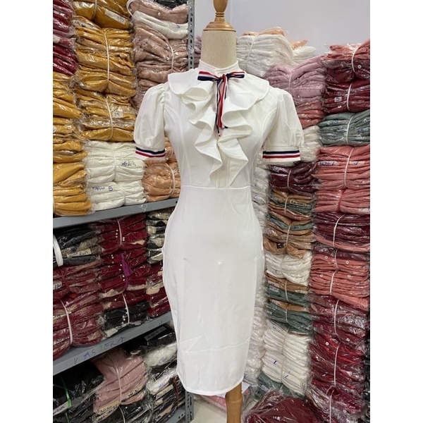 Đầm body umi bèo cổ