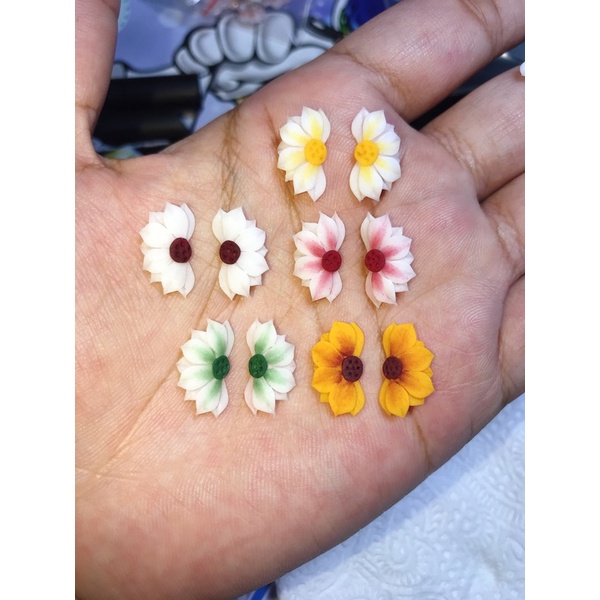 hoa bột nổi 3D (chat với shop chọn màu )