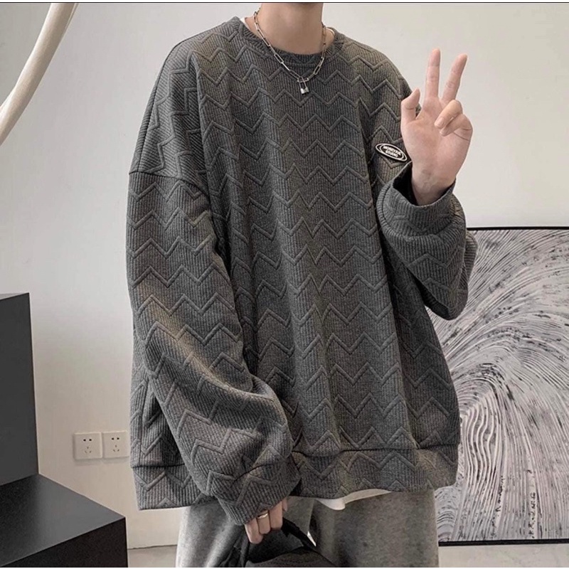 Áo Sweater trơn [FREESHIP] Áo nỉ cổ tròn hoạ tiết dập nổi thêu logo MOSEVJUE STUDIO dài tay 3 màu Unisex