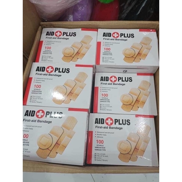 Hộp 100 miếng băng dán cá nhân AID FIRST