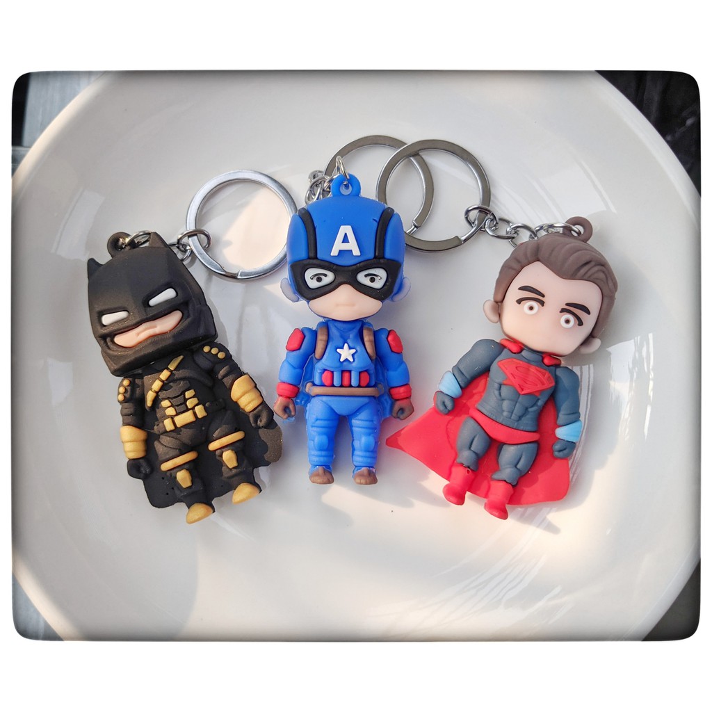 { Giá Rẻ } Móc khóa Superman /Iron man/ Batman / Spider man / Captain American / Wonder Woman