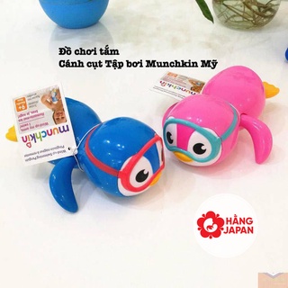 Đồ chơi chim cánh cụt tập bơi Munchkin cho bé - Phù hợp với bé từ 9 tháng trở lên.