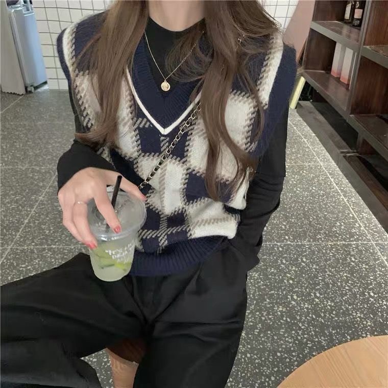 Áo Gile len kẻ caro phối màu vintage cực xinh | BigBuy360 - bigbuy360.vn