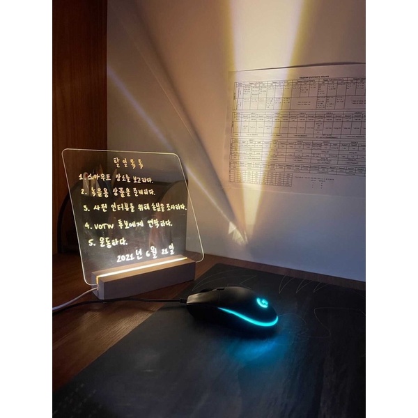 Bảng Ghi Chú Đèn LED Phát Sáng, Đèn Ngủ Để Bàn - Mẫu Mã Chihome Decor