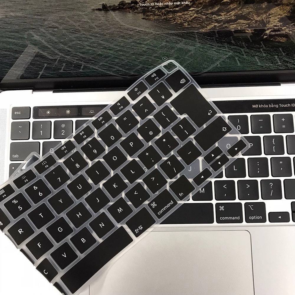 Lót phím silicon cho Macbook bản Nhật (đen và trong suốt)