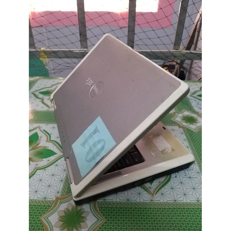 Laptop Dell core 2 giá rẻ như hình. Máy không pin , còn xài tốt | BigBuy360 - bigbuy360.vn