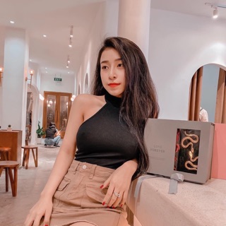 Áo yếm cổ lọ kèm vd quay thật