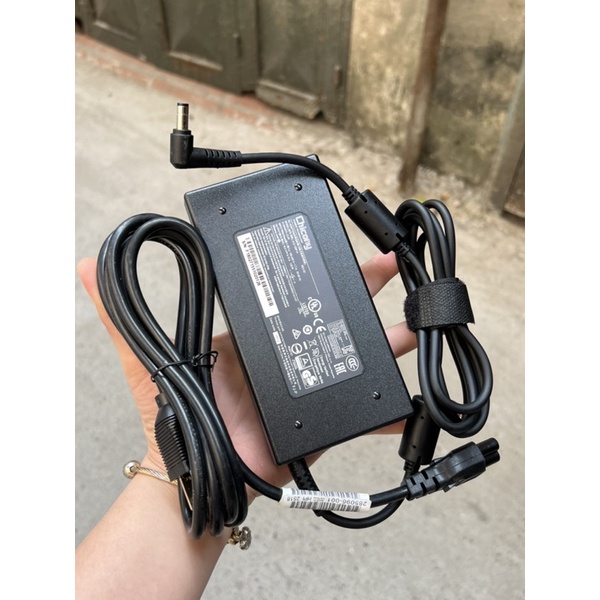 Sạc laptop Chicony 19.5V 6.15A chính hãng