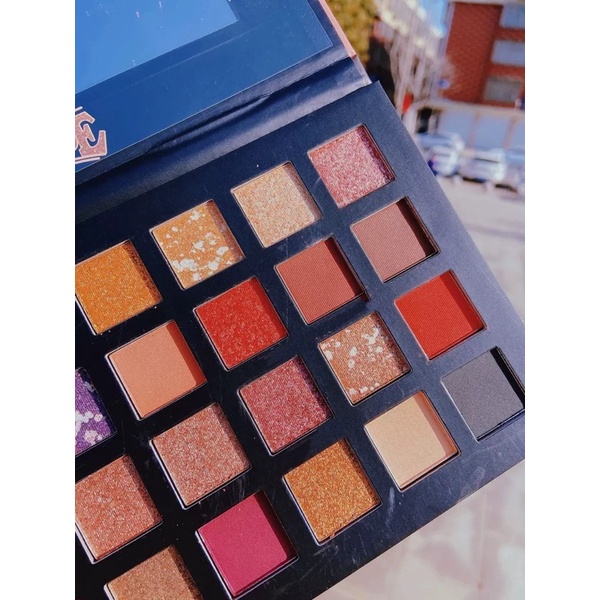 Bảng mắt 32 ô SuperNude Q2