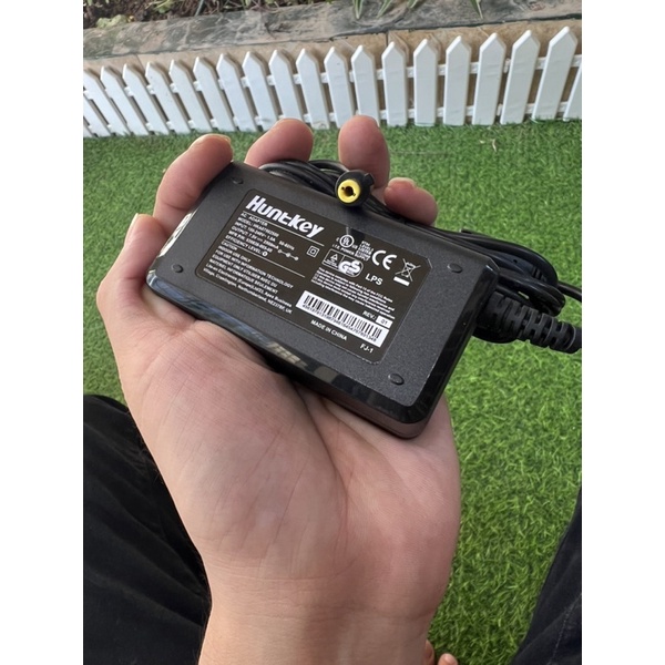 Sạc Nguồn DC 7.5v 2.5a Chính Hãng huntkey Bảo hành 12 tháng loại tốt