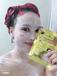 Ủ trắng da mặt huyết yến