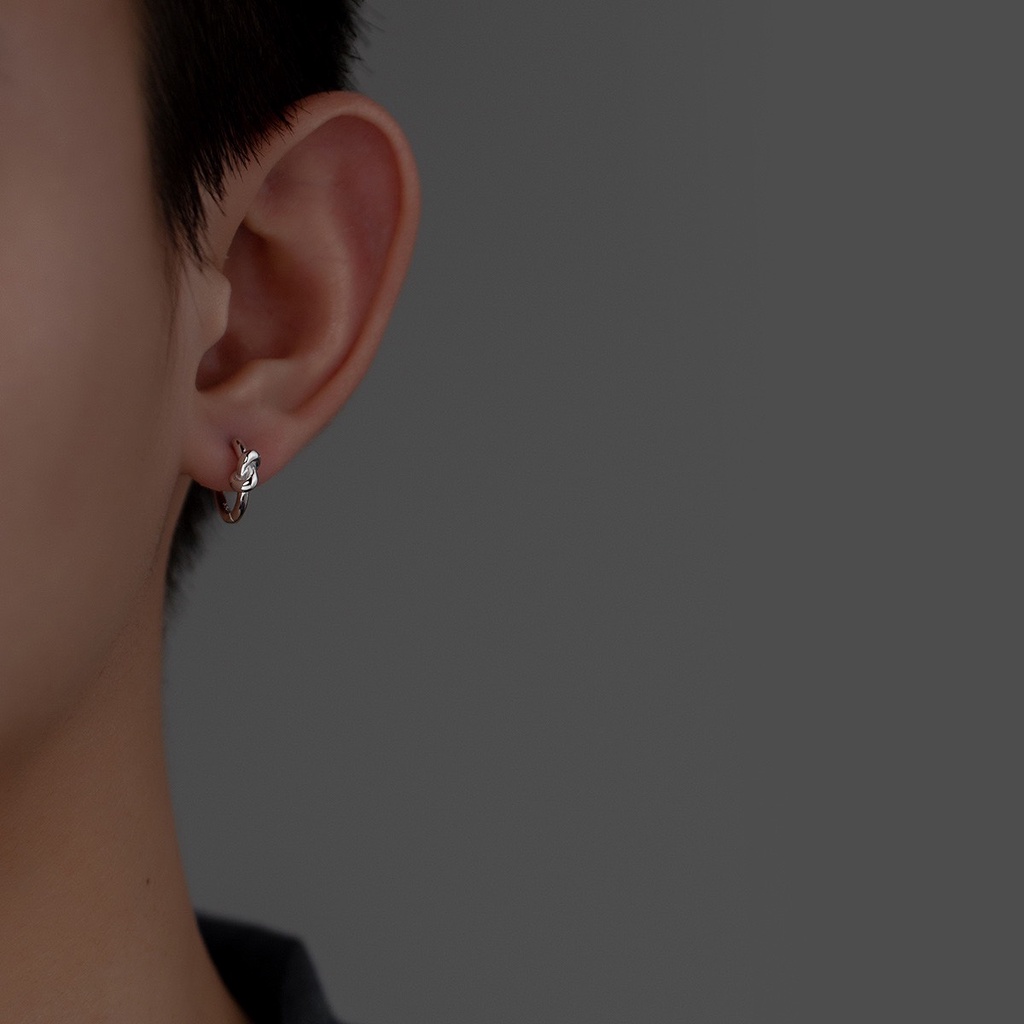 Bông khoen bạc H.A.S hình dây rút cá tính