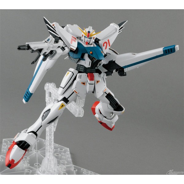 Mô Hình Lắp Ráp Gundam MG F91 ver 2.0 (tặng kèm base)