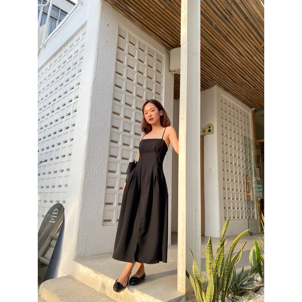 TUBYCATU | Đầm hai dây đen dài xẻ tà | BigBuy360 - bigbuy360.vn