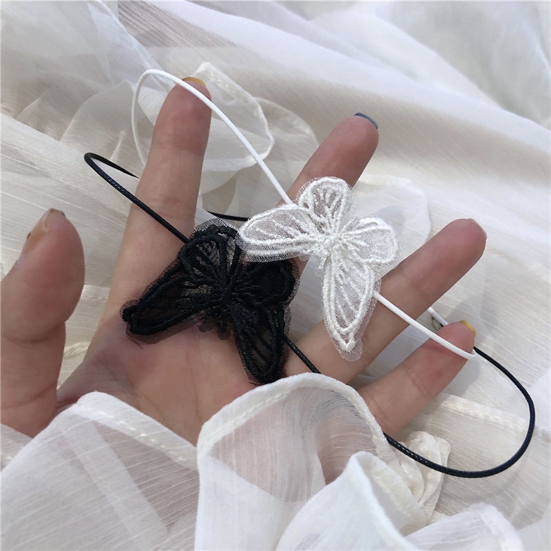 Vòng cổ hình bướm xinh xắn thời trang