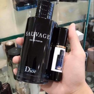 Nước hoa nam chính hiệu