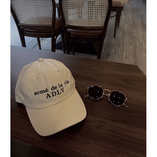Mũ Adlv chữ nổi