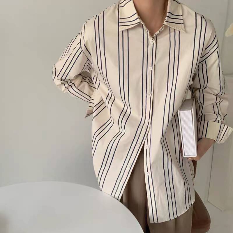 Áo sơ mi kẻ sọc mùa hè phom oversized chất cotton mịn mát - AV818