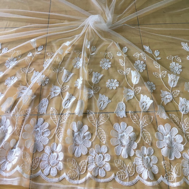 Vải lưới lục giác thêu chân