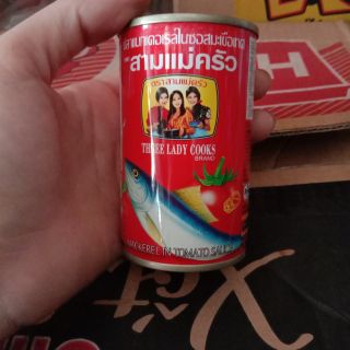 Cá hộp 3 cô gái