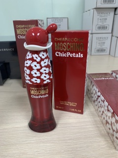 Nước hoa moschino chicpetals 30ml (mất bao kiếng)