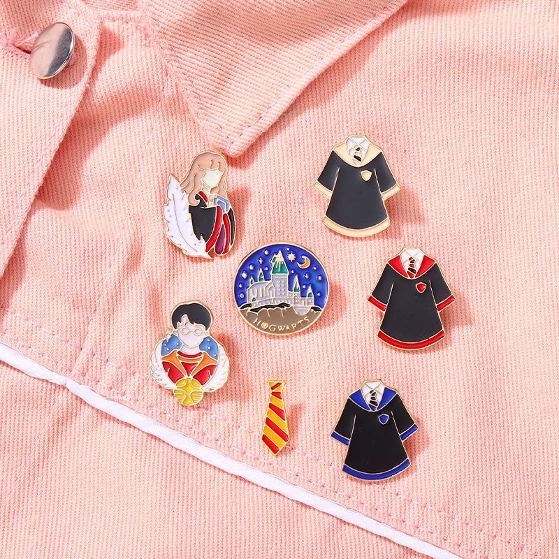 Ghim Cài Áo Phong Cách Trường Học Anime Độc Đáo