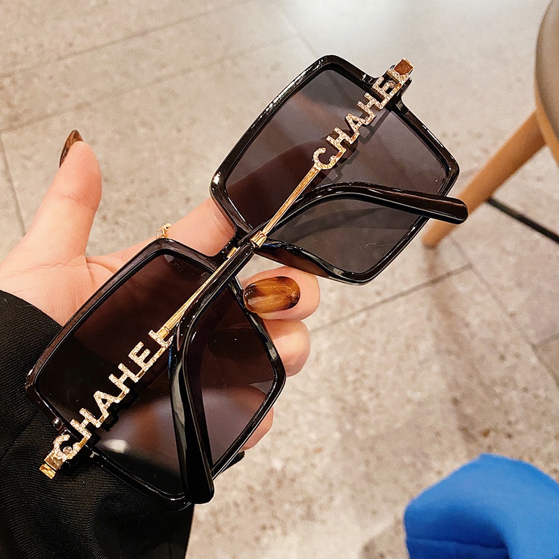 Kính Mát Gọng Vuông Lớn Đính Đá Màu Sắc Thời Trang Cho Nữ