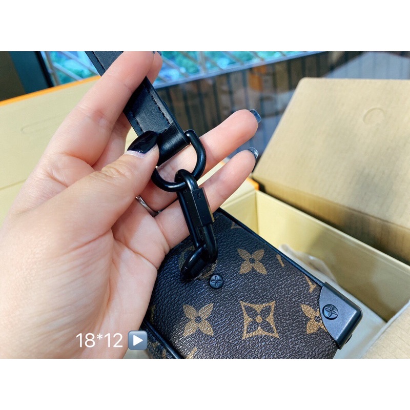 Túi đeo chéo LV Trunk Louis-Vuitton da thật cao cấp Au nhập khẩu new fullbox