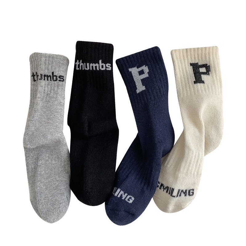 Tất thể thao thời trang dành cho trẻ em