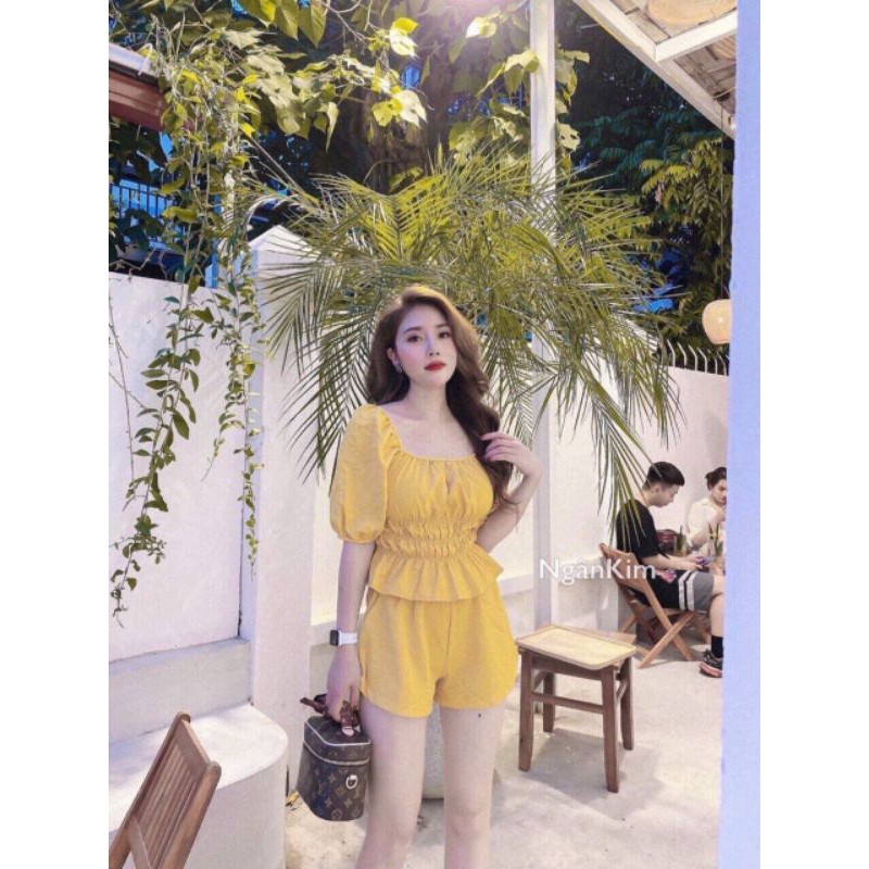 Set áo nhún eo cổ vuông tay lỡ và quần ngắn