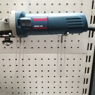 Máy mài, máy cắt Bosch 6-100 có bộ điều chỉnh tốc 6 cấp độ