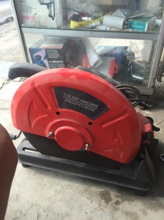 Cắt sắt MT 240