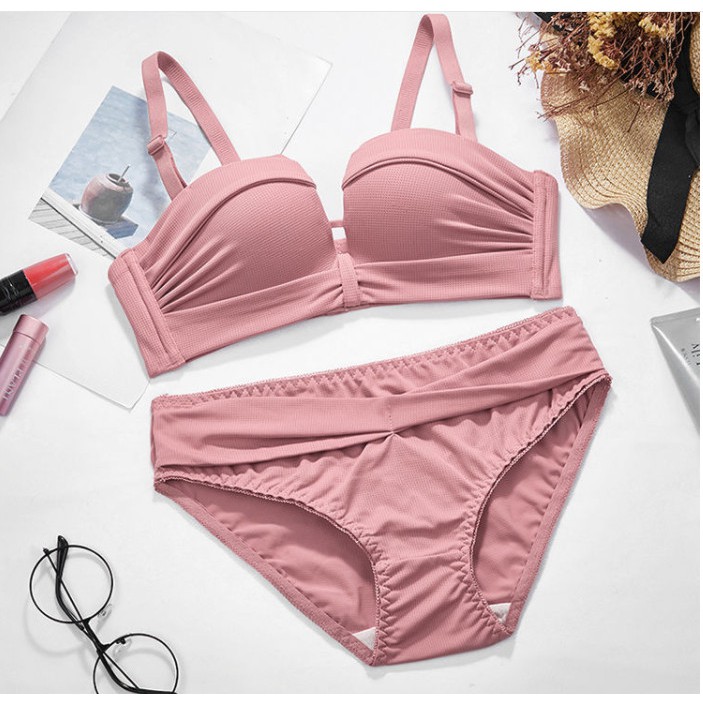 Bộ đồ lót Hoàng Oanh Underwear set nội y phụ nữ gồm quần áo tạo khe nâng đẩy ngực chất co dãn dễ chịu mã 8946 | BigBuy360 - bigbuy360.vn