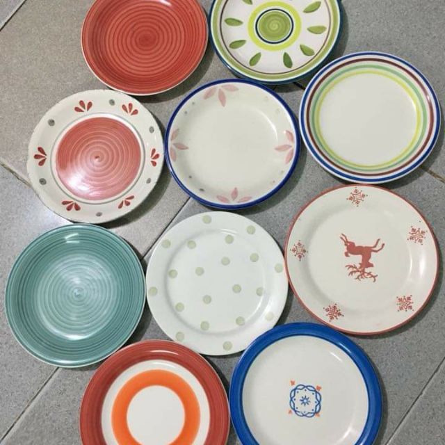 Đĩa gốm Nhật
