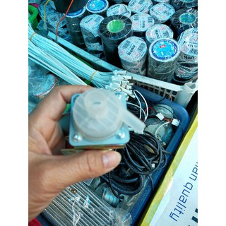 Mô tơ phích nước 12v